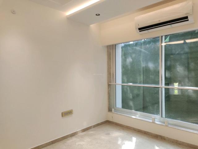 3 BHK Apartment in Vile Parle West for resale Mumbai. The reference number is 19448594
