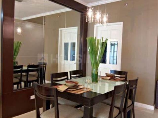 3 BHK Apartment in Vile Parle West for resale Mumbai. The reference number is 19525130