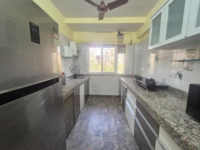 3 BHK Apartment in Vile Parle East for rent Mumbai. The reference number is 19840521