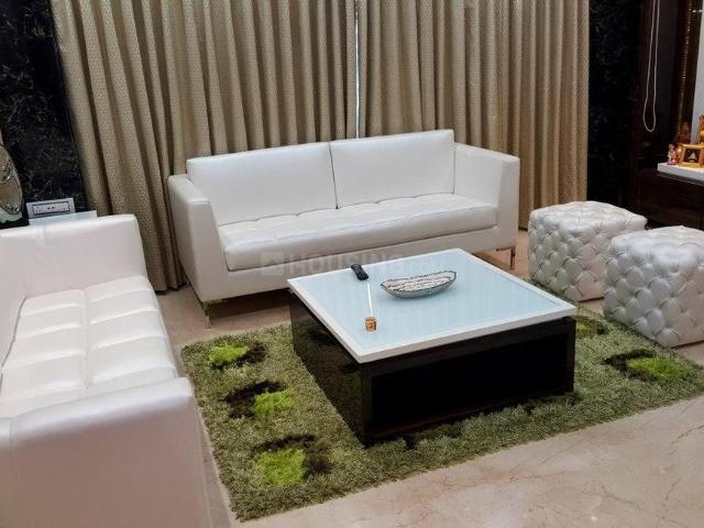 3 BHK Apartment in Vile Parle East for rent Mumbai. The reference number is 20754102