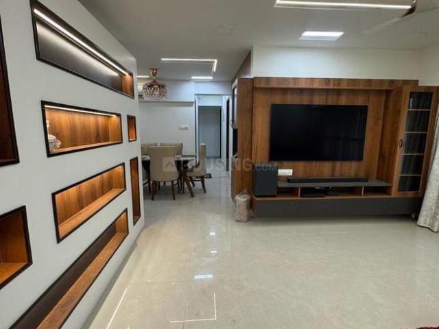 3 BHK Apartment in Vile Parle East for resale Mumbai. The reference number is 19699546