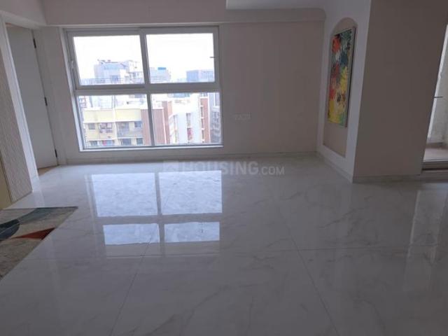 3 BHK Apartment in Vile Parle East for resale Mumbai. The reference number is 19722274
