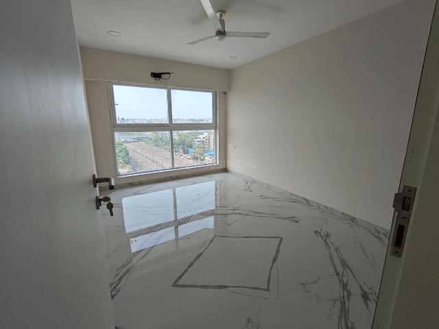 3 BHK Apartment in Vile Parle East for resale Mumbai. The reference number is 20036423