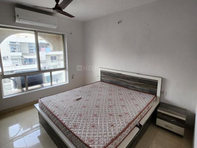 3 BHK Apartment in Viman Nagar for rent Pune. The reference number is 17511805