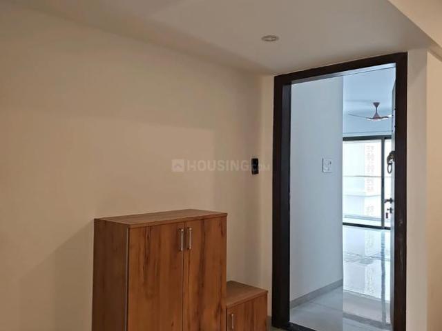 3 BHK Apartment in Viman Nagar for rent Pune. The reference number is 17606270