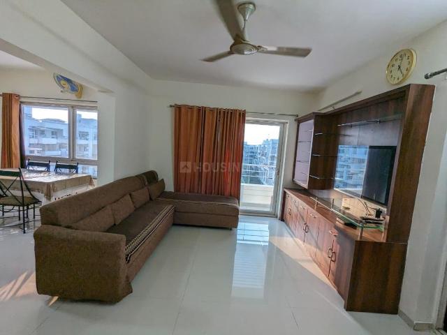 3 BHK Apartment in Viman Nagar for rent Pune. The reference number is 19832073