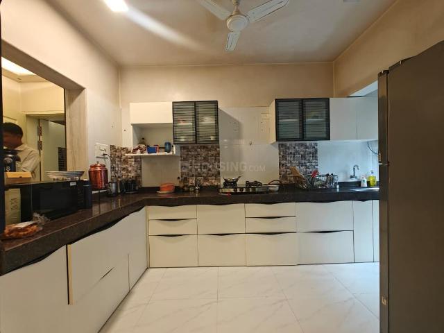 3 BHK Apartment in Viman Nagar for rent Pune. The reference number is 20611013
