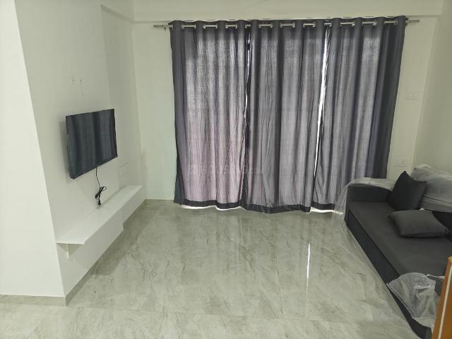 3 BHK Apartment in Viman Nagar for rent Pune. The reference number is 21003604