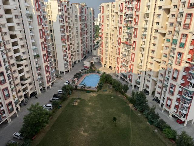3 BHK Apartment in Vrindavan Yojana for rent Lucknow. The reference number is 15955971