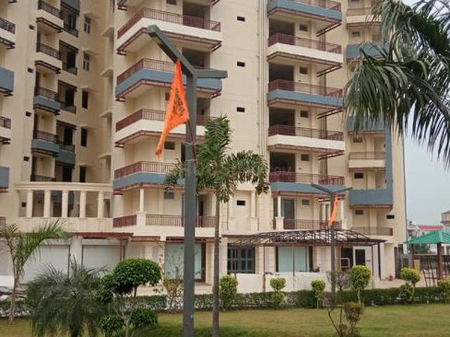 3 BHK Apartment in Vrindavan Yojana for resale Lucknow. The reference number is 13420960