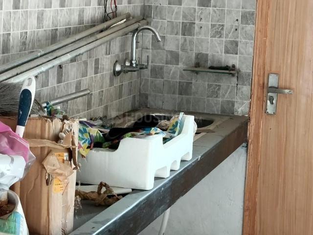 3 BHK Apartment in Vrindavan Yojana for resale Raebareli Road. The reference number is 17036905