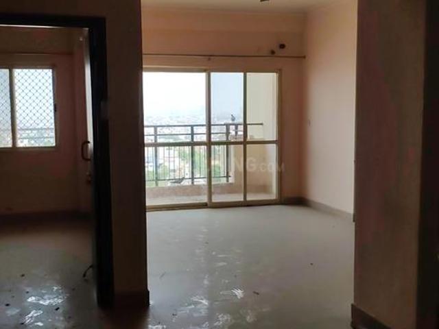 3 BHK Apartment in Vrindavan Yojana for resale Raebareli Road. The reference number is 17519998
