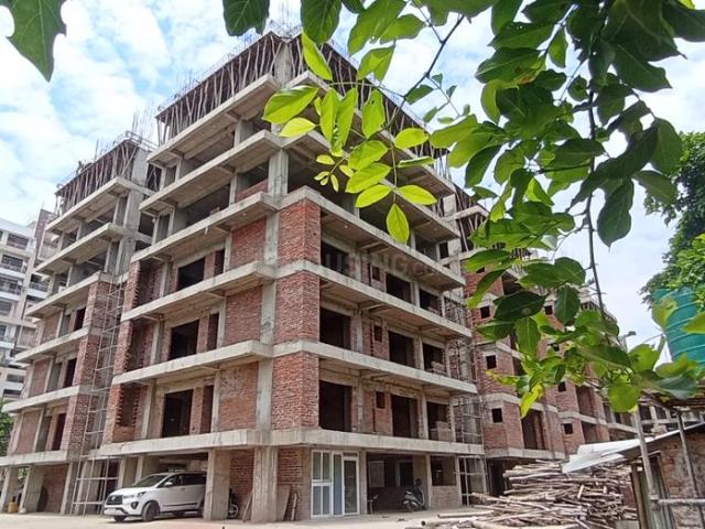 3 BHK Apartment in Vrindavan Yojana for resale Raebareli Road. The reference number is 17797925