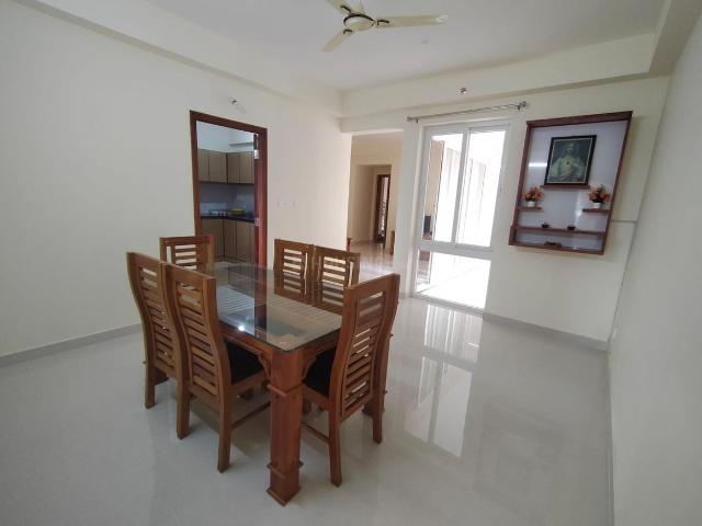 3 BHK Apartment in Vyttila for rent Ernakulam. The reference number is 16997967