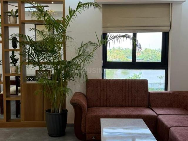 3 BHK Apartment in Vyttila for rent Kochi. The reference number is 19854816