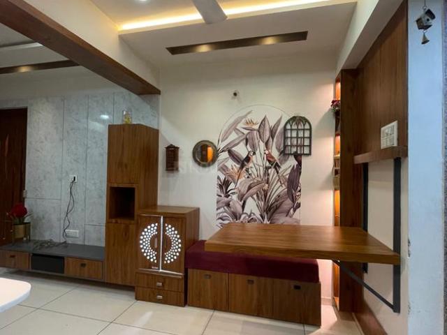 3 BHK Apartment in Yogi Nagar for rent Rajkot. The reference number is 20617848