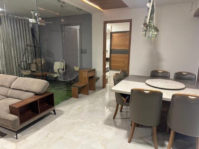 3 BHK Apartment in Yogi Nagar for rent Rajkot. The reference number is 20722359