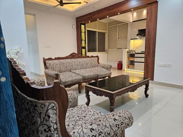 3 BHK Apartment in Yeida for rent Greater Noida. The reference number is 20617461