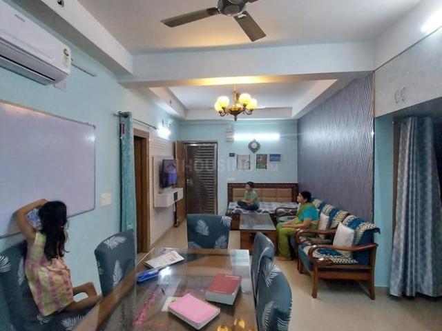 3 BHK Apartment in Zeta I for resale Greater Noida. The reference number is 20130070