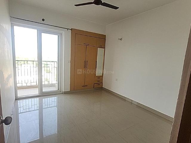 3 BHK Apartment in Zeta I for resale Greater Noida. The reference number is 20293966