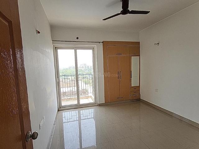 3 BHK Apartment in Zeta I for resale Greater Noida. The reference number is 20299456