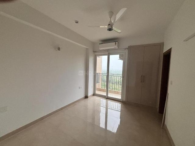 3 BHK Apartment in Zeta I for rent Greater Noida. The reference number is 19628684