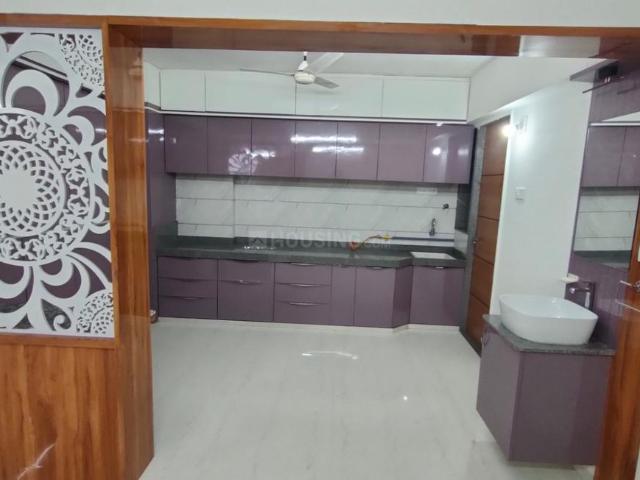 3 BHK Apartment in Zundal for rent Ahmedabad. The reference number is 19292448