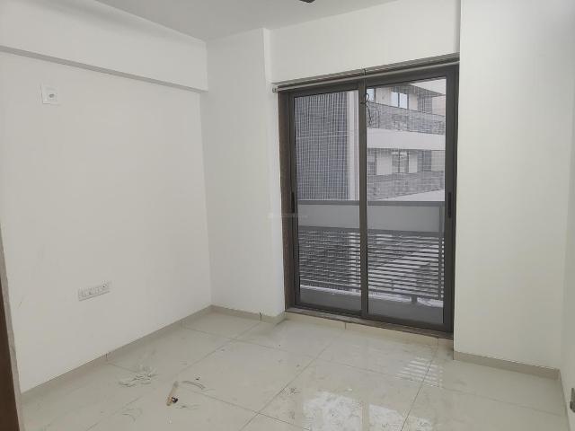 3 BHK Apartment in Zundal for rent Ahmedabad. The reference number is 19964354