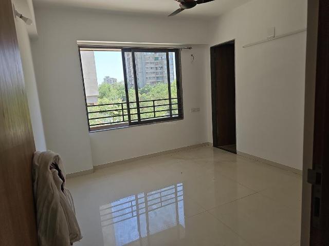 3 BHK Apartment in Zundal for rent Ahmedabad. The reference number is 19992791