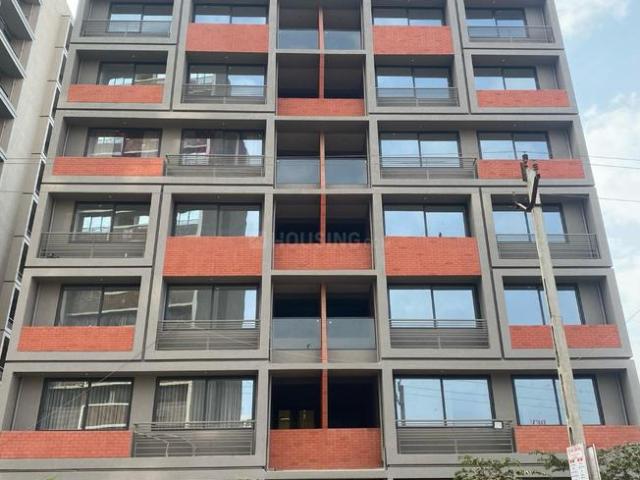 3 BHK Apartment in Zundal for rent Ahmedabad. The reference number is 20004540
