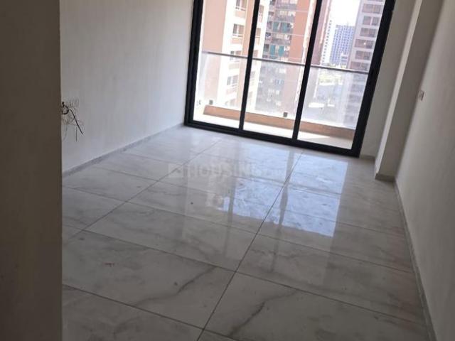 3 BHK Apartment in Zundal for rent Ahmedabad. The reference number is 20431382