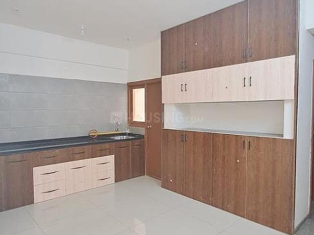 3 BHK Apartment in Zundal for rent Ahmedabad. The reference number is 20560661