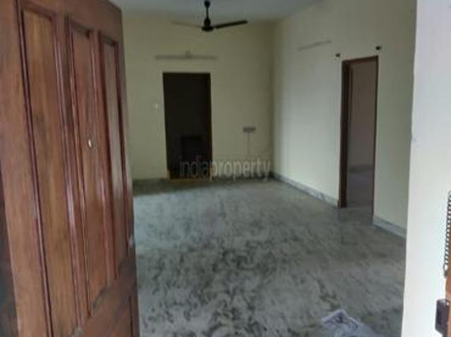 3 BHK | Builtup Area: 2750 Sq. Ft & Plot Area: 168 Sq. Yrds for 1.7 Cr | House/villa in Yadagirigutta, Hyderabad | Facing: North | Posted by Royal Rajputana Consultancy IP7055 SKU 1