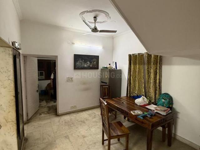 3 BHK Duplex in Chittaranjan Park for rent New Delhi. The reference number is 19988904