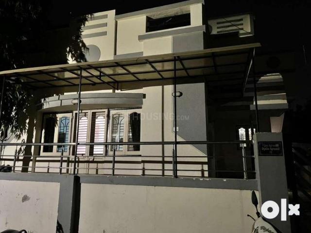 3 BHK Duplex in Bapunagar for resale North East. The reference number is 17571281