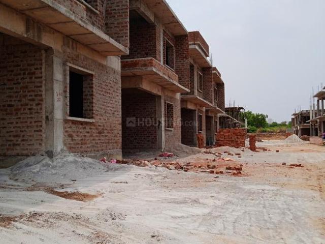 3 BHK Duplex in Bhanur for resale Sangareddy. The reference number is 20286692
