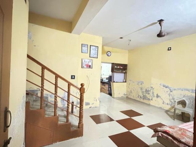 3 BHK Duplex in Gotri for resale Vadodara. The reference number is 20377004