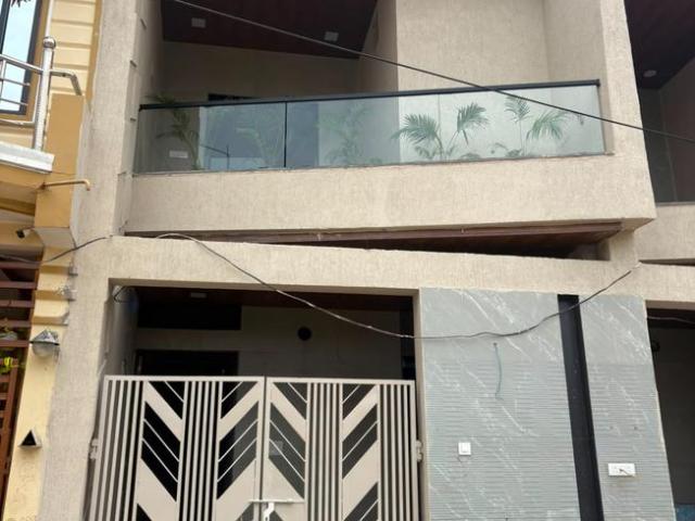 3 BHK Duplex in Deopuri for resale Raipur. The reference number is 20991892