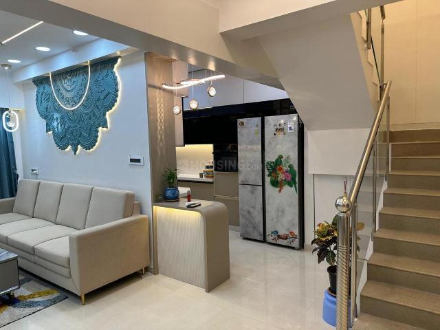 3 BHK Duplex in Kharadi for resale Pune. The reference number is 20283259