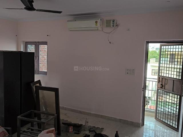 3 BHK Duplex in Mayur Vihar Phase 1 for rent New Delhi. The reference number is 20256156
