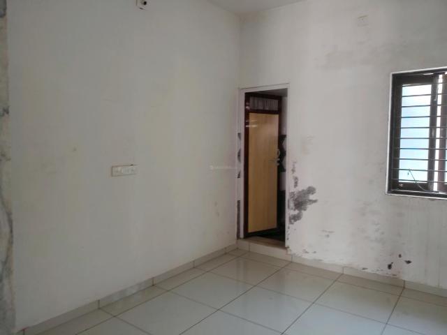 3 BHK Duplex in Nikol for resale Ahmedabad. The reference number is 19811357
