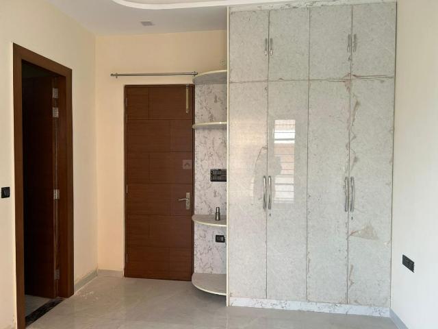 3 BHK Duplex in Sahastradhara Road for rent Dehradun. The reference number is 17513260