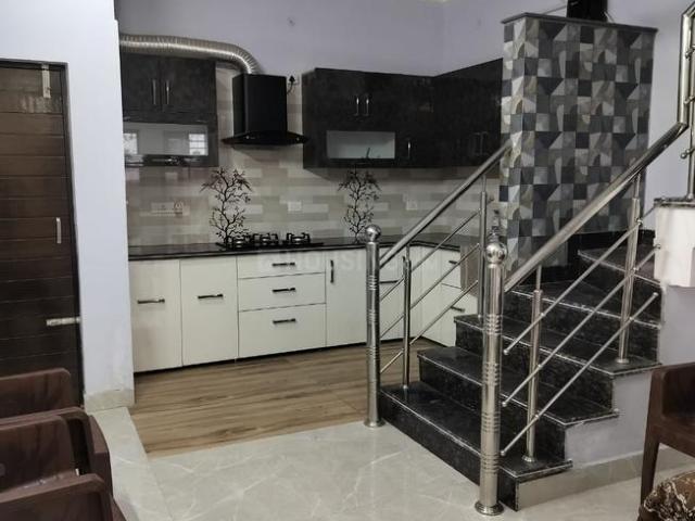 3 BHK Duplex in Sahastradhara Road for rent Dehradun. The reference number is 19760478