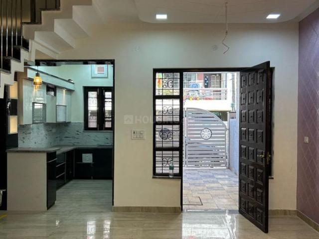 3 BHK Duplex in Sahastradhara Road for rent Dehradun. The reference number is 20000259