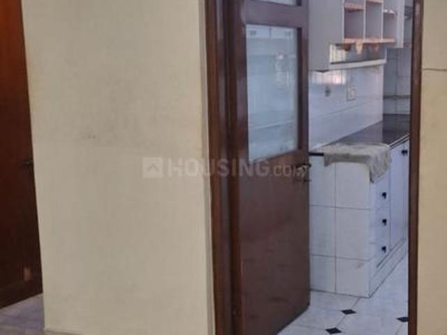 3 BHK Duplex in Sarita Vihar for rent New Delhi. The reference number is 19412248
