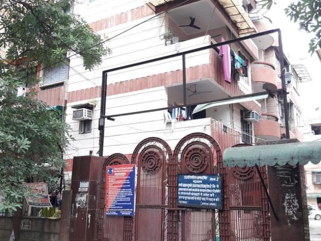 3 BHK Duplex in Sector 9 Rohini for resale North West Delhi. The reference number is 17474963