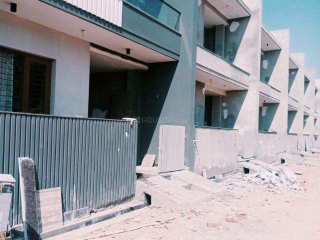 3 BHK Duplex in Shastripuram for resale Agra. The reference number is 20321630