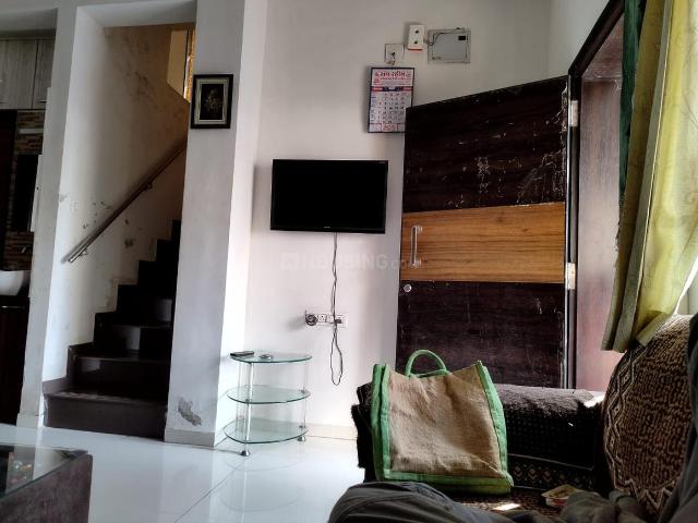 3 BHK Duplex in Waghodia Road for rent Vadodara. The reference number is 20381555