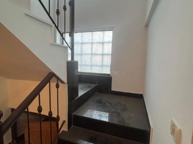 3 BHK Duplex in Vashi for resale Navi Mumbai. The reference number is 20326625
