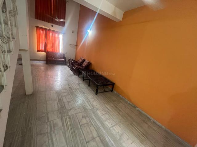 3 BHK Duplex in Vasna for rent Vadodara. The reference number is 20168682